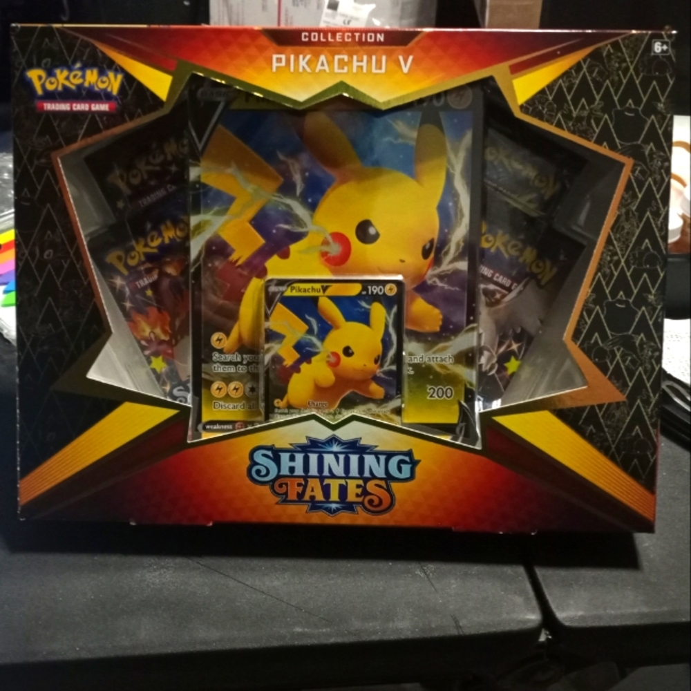 NEW!! POKEMON TCG PIKACHU V SHINING FATES BOX
